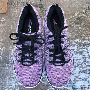 Skechers pink tennis shoes